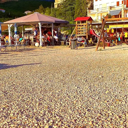 Vacation House Bianca Jadranovo
